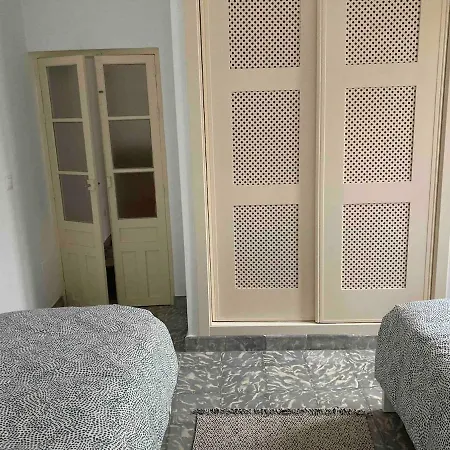 Дом отдыха Casa Millantu - Cosy House With Rooftop Jacuzzi Компета